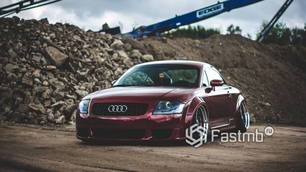 Audi TT – один из самых харизматичных и стильных автомобилей, когда-либо выпускаемых компанией. Чтобы это осознать, достаточно взглянуть на ТТ-шку первого поколения, дебютировавшую на мировой арене в 1998 году. Даже по сегодняшним меркам машина смотрится вполне стильно и современно. 
Своей популярностью среди любителей тюнинга машина обязана запоминающейся внешностью, отличным поведением на дороге и относительно невысокой, на фоне спорткаров, ценой.

Сегодня на рынке представлено третье поколение Audi TT, которое, благодаря усилиям целого штата первоклассных дизайнеров, получило чрезвычайно яркий и динамичный экстерьер. Именно поэтому тюнинг-ателье переключились на доработку технической составляющей, после чего машина вполне может конкурировать с лучшими спорткарами мира.