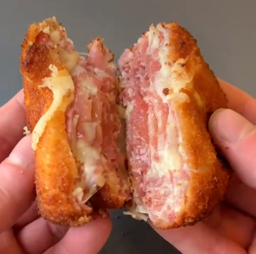 Сыркал Баска – простой до безобразия рецепт отличной закуски, которая готовится буквально за 1-2 минуты.