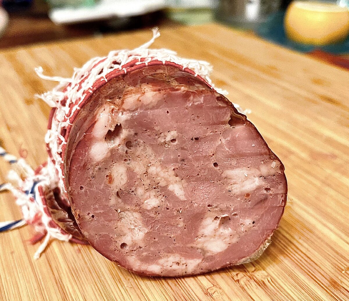 Ветчина из утки.