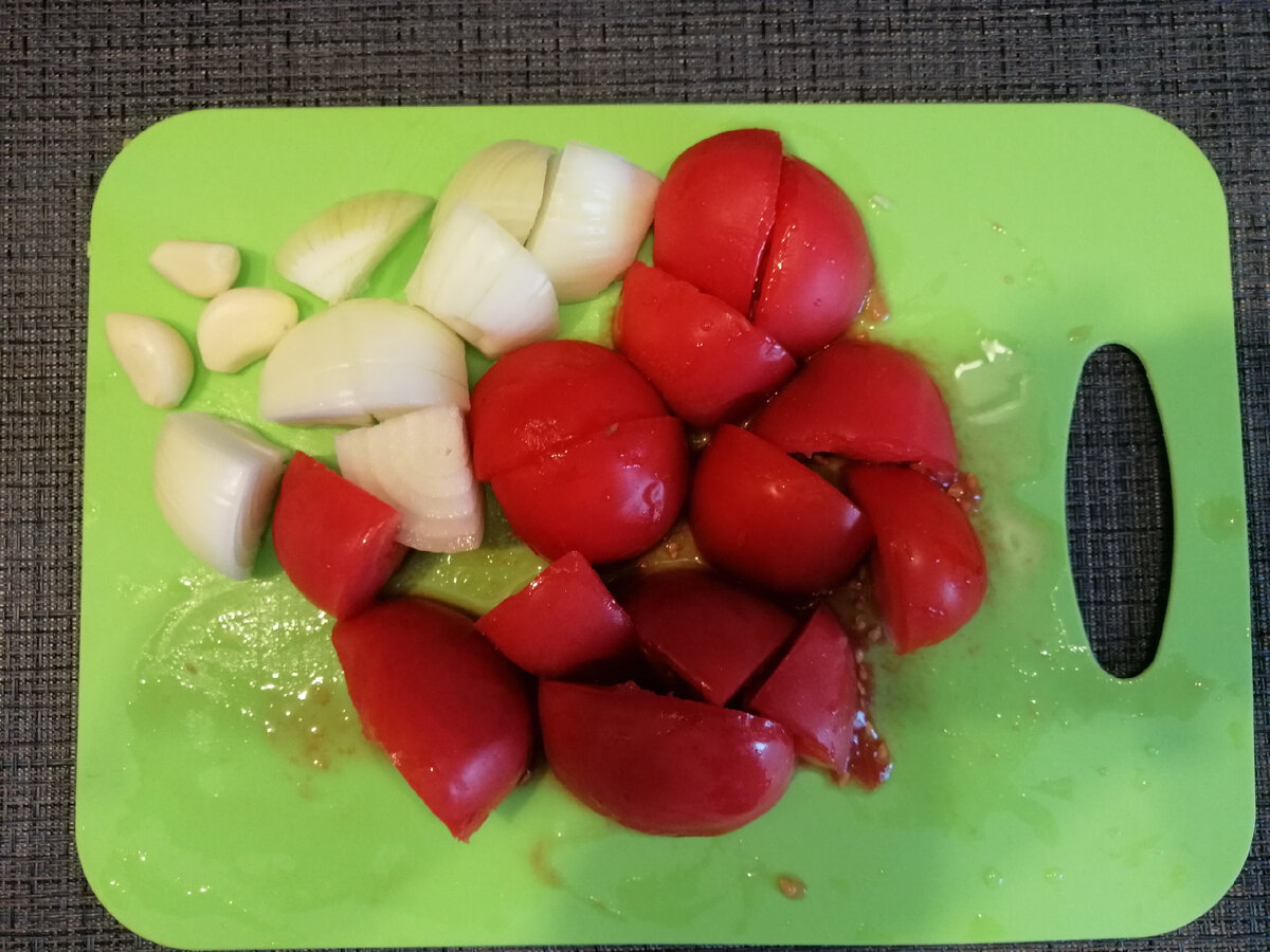 Овощи подготовила.