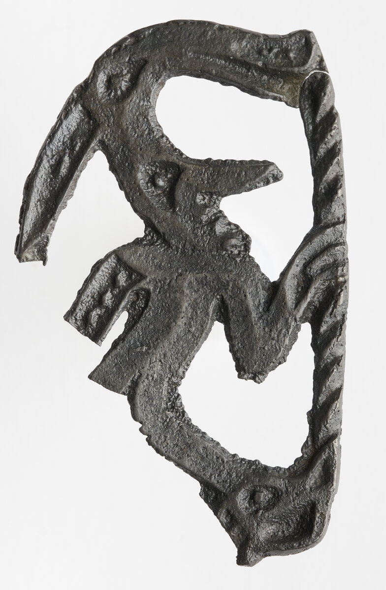 Пластина с изображением человеколося. VI–IX вв. н.э. Собрание ГИМ