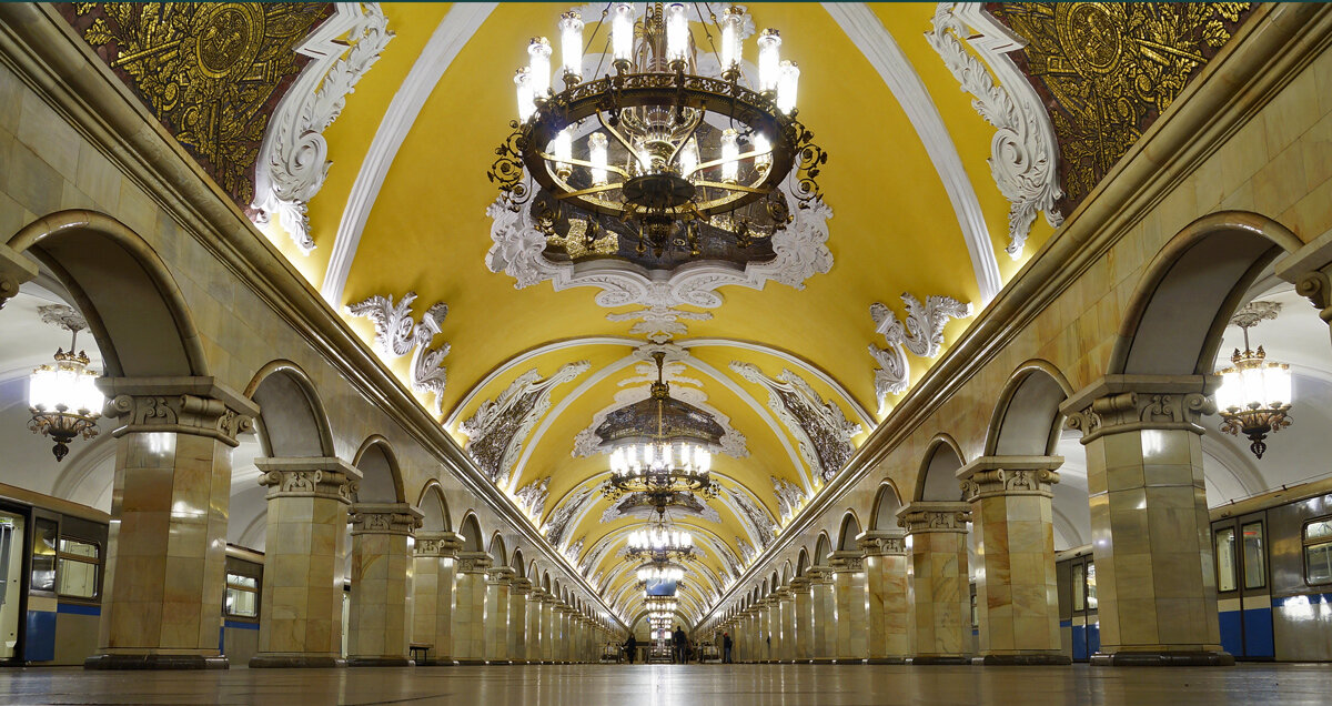 г москва м комсомольская. станция комсомольская кольцевая. московский метрополитен станция комсомольская кольцевая линия. метро москвы комсомольская кольцевая. метро комсомольская кольцевая линия.