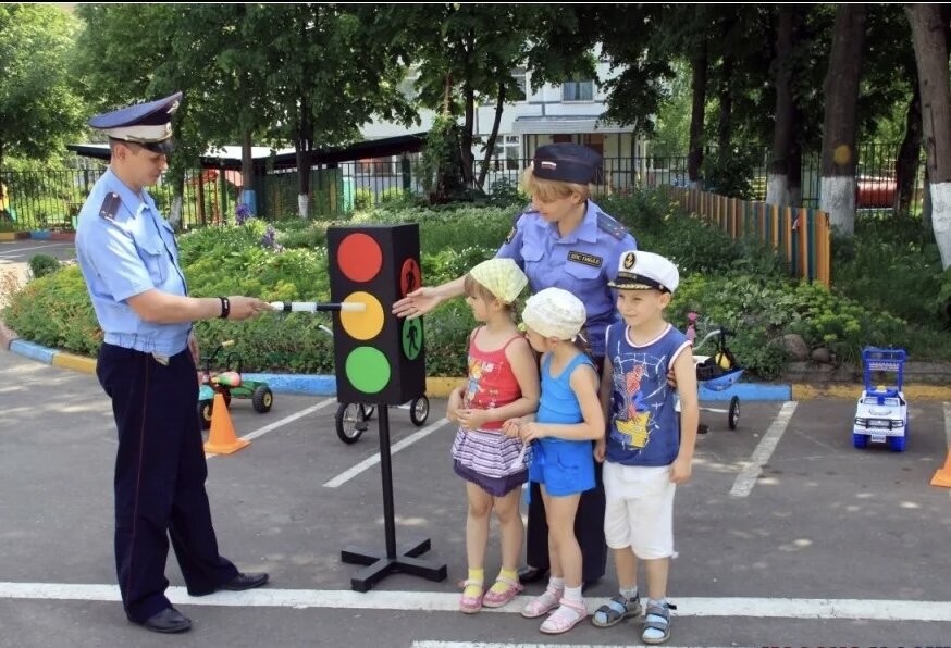 Обеспечение безопасности дорожного движения