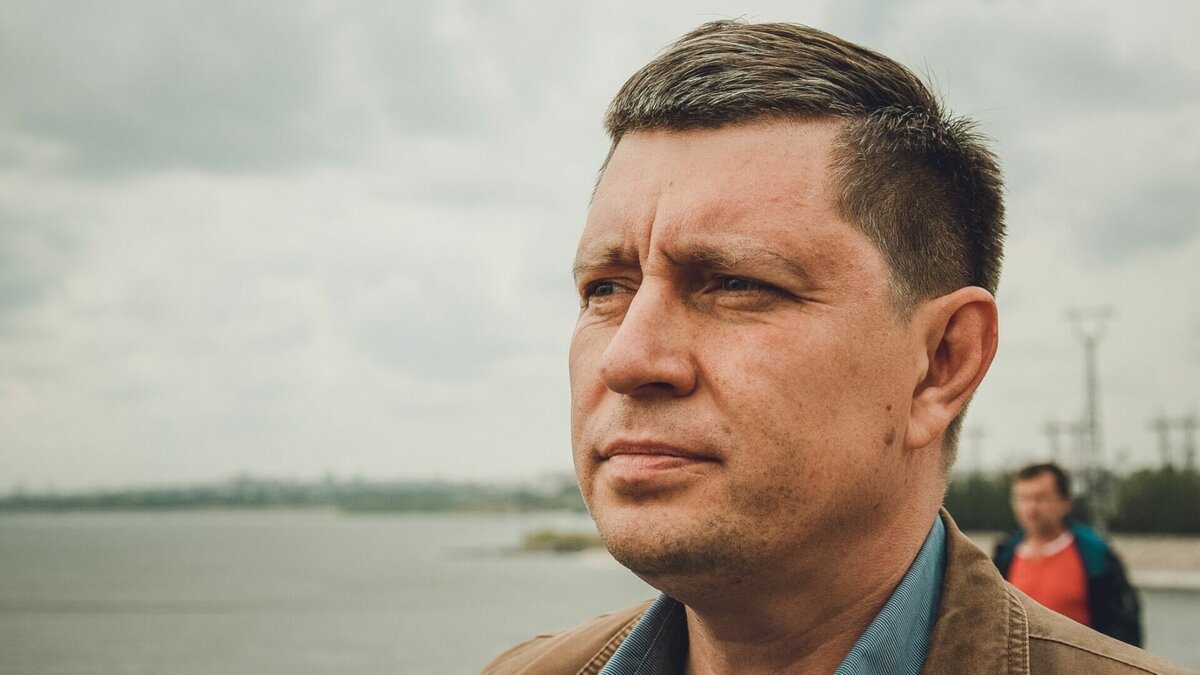     Строительство и ремонт дорог — важнейшие направления, по которым во многом можно оценить развитие города. В Волгограде в уходящем году удалось не только отремонтировать все дороги из годового плана, но и восстановить 11 объектов, запланированных к ремонту в 2023 году.