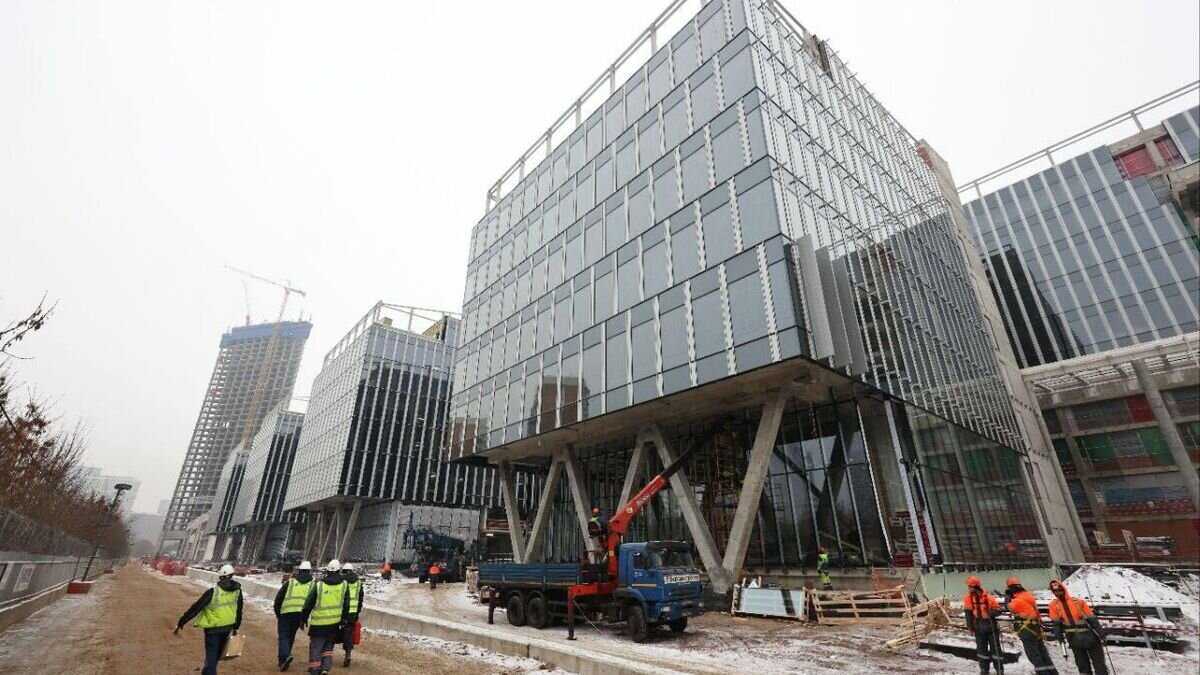    Строительство НКЦ, декабрь 2022 г.© Пресс-служба компании "МИПСТРОЙ 1"