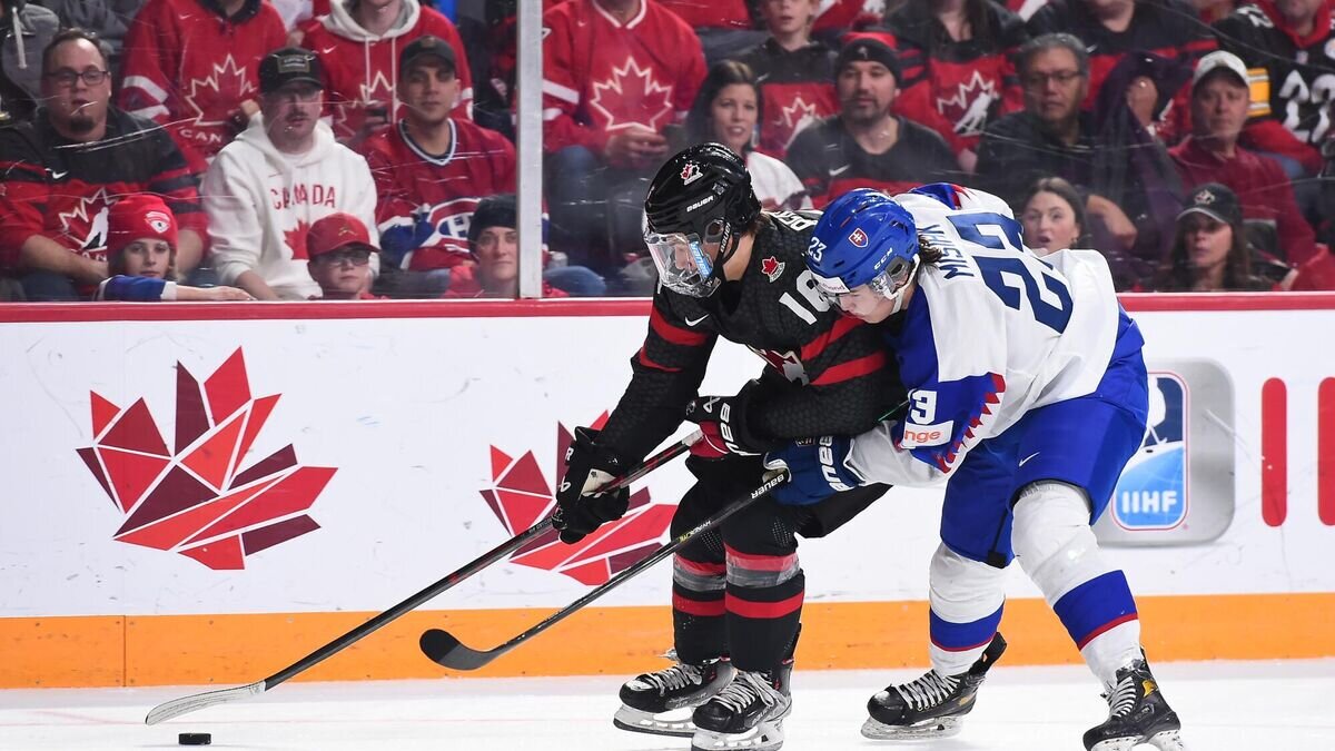    Эпизод матча Канада - Словакия на МЧМ-2023© Фото : iihf.com