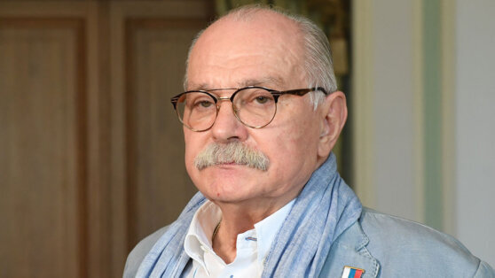    "Интерфакс": Никиту Михалкову госпитализировали с подозрением на коронавирус Чойгана Салчак