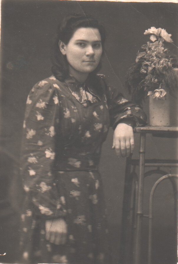 Мама в молодости.