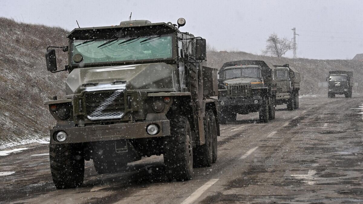    Колонна российской военной техники в зоне проведения спецоперации© РИА Новости / РИА Новости