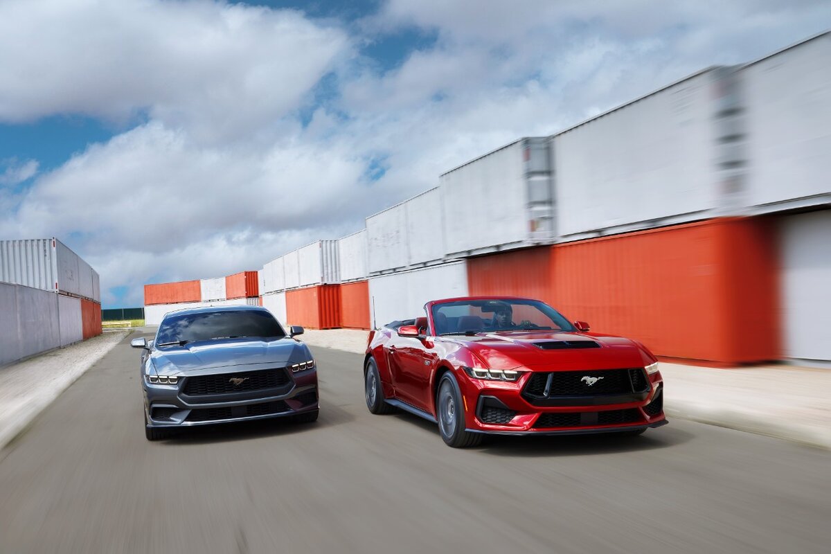 Mustang EcoBoost Fastback & Mustang GT Convertible