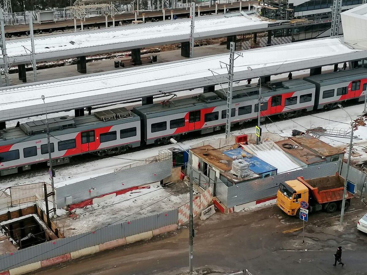 Ход работ по строительству конкорса м второй платформы 🚊 конечной станции  будущего D3 «Крюково» («Зеленоград») | Развитие Метрополитена в Москве |  Дзен