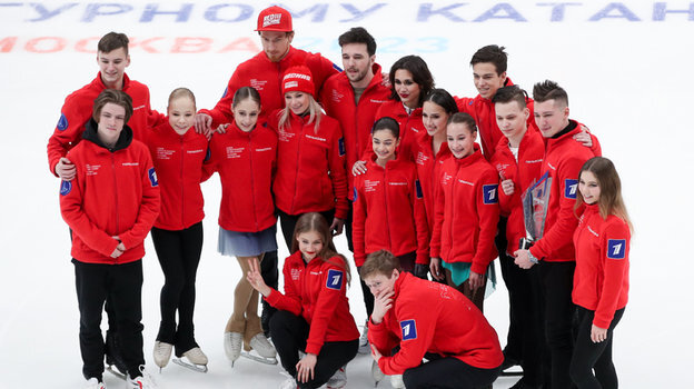    Команда Алины Загитовой.Дарья Исаева