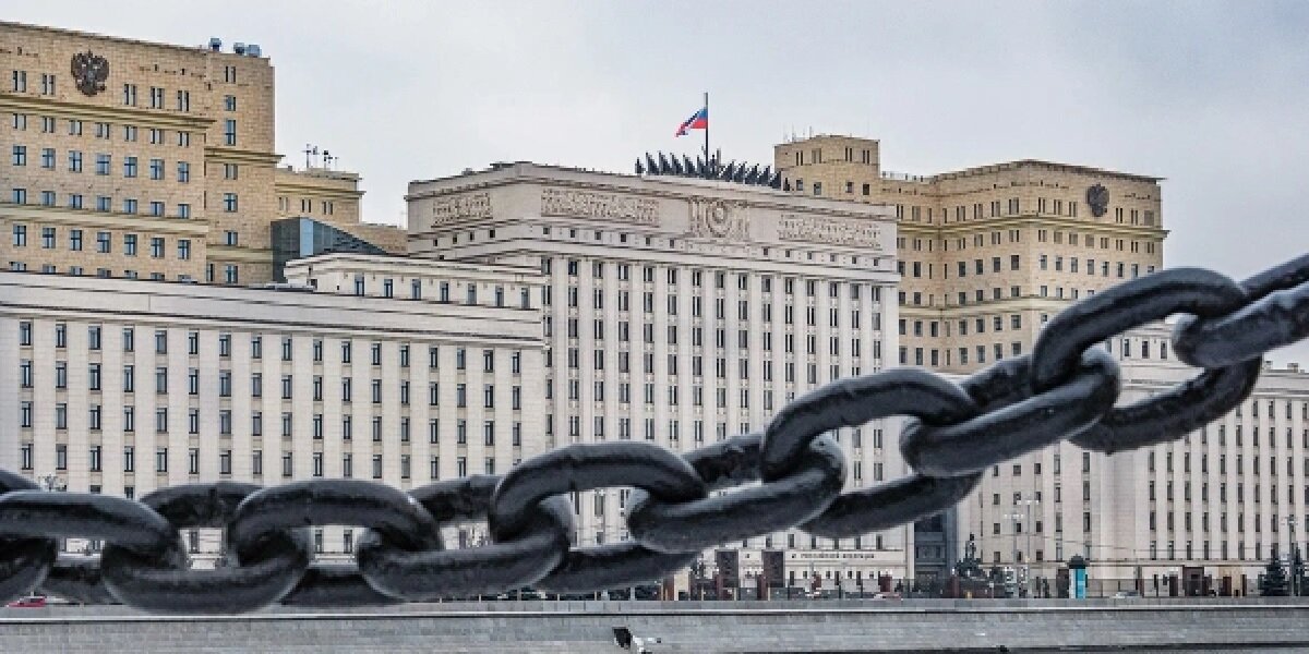 Фото: РБК (https://s0.rbk.ru/v6_top_pics/resized/590xH/media/img/2/47/756729185890472.webp)