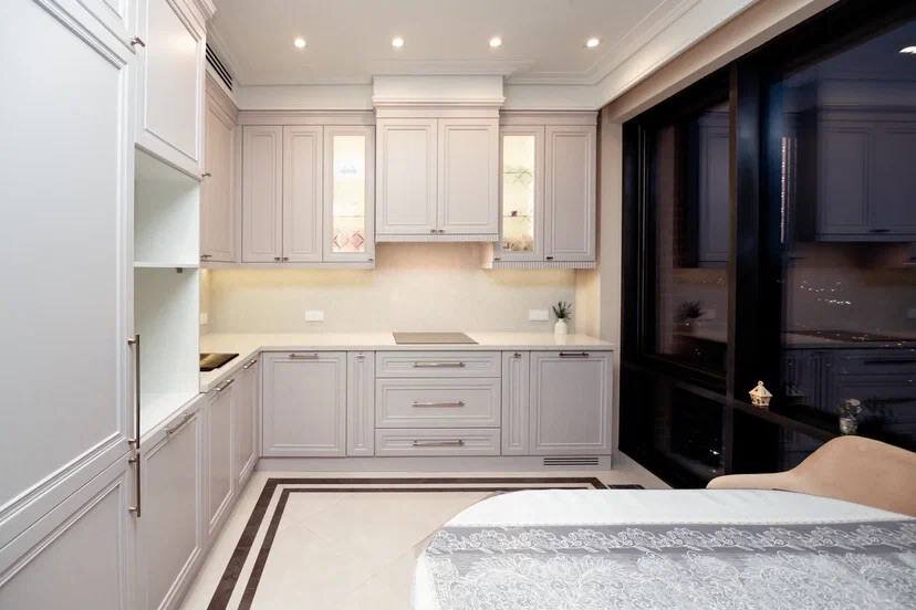 Проект выполнен мебельной студией Jim Wood