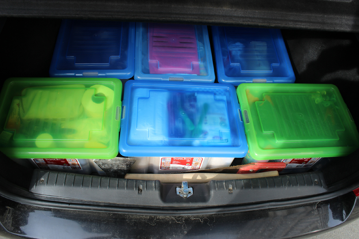 Первый ярус из коробов.