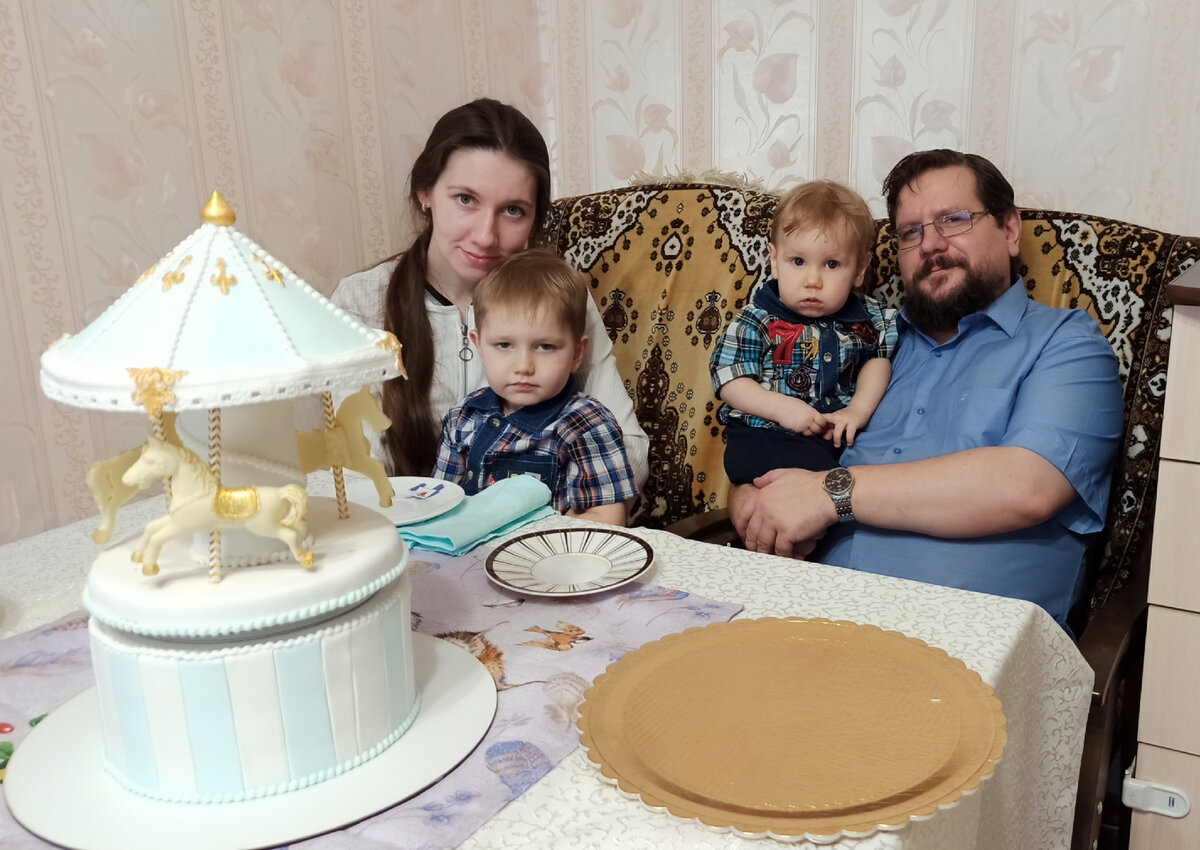 Чаепитие всех разморило 🙂