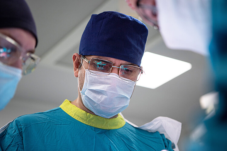 какие хирурги работают в