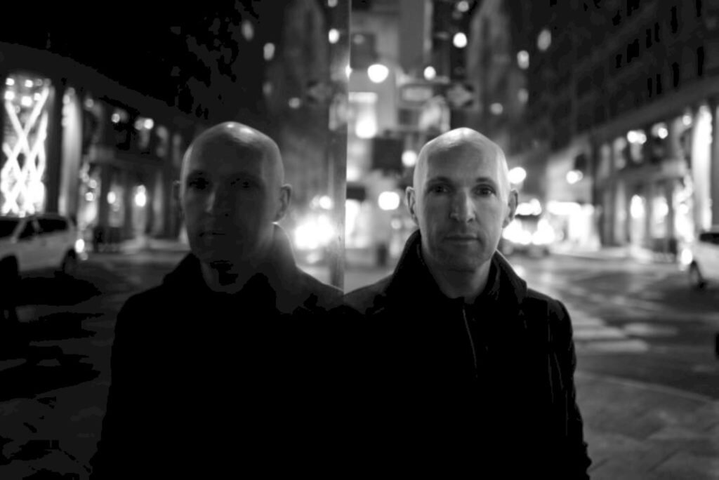     Автопортрет: Phil Penman