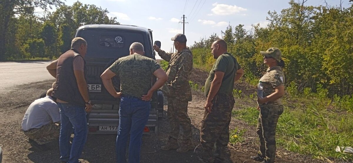 Возле ЛуАЗа. 