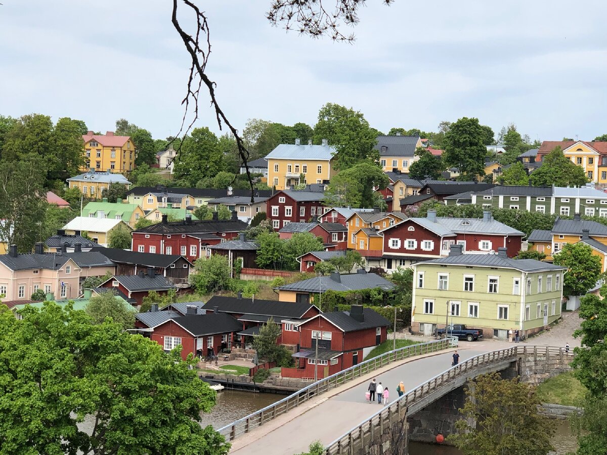 Старый город Порвоо. Финский город Порвоо. Porvoo Финляндия достопримечательности. Город Порвоо Финляндия достопримечательности.