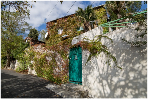 Здесь жил все последние годы Юлиан Семёнов