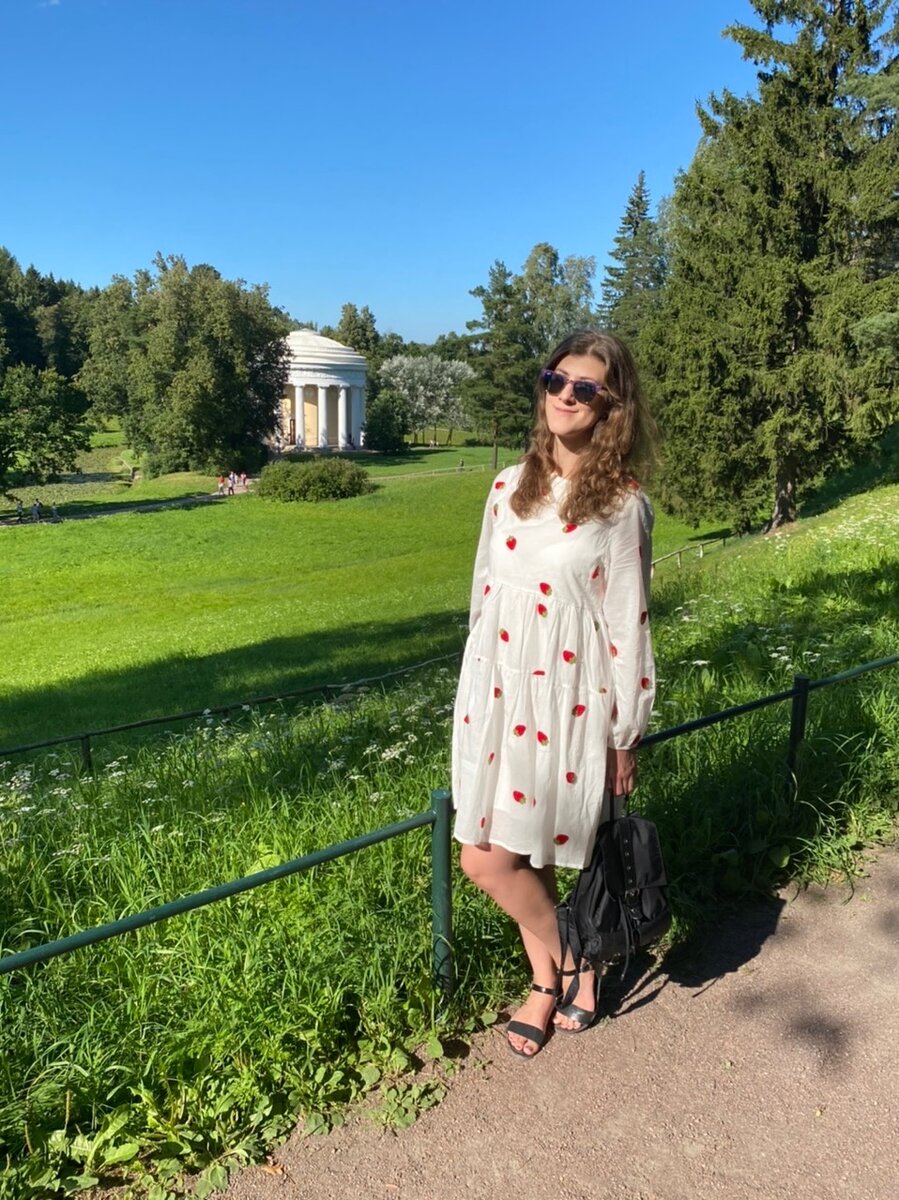 То самое платье с 🍓