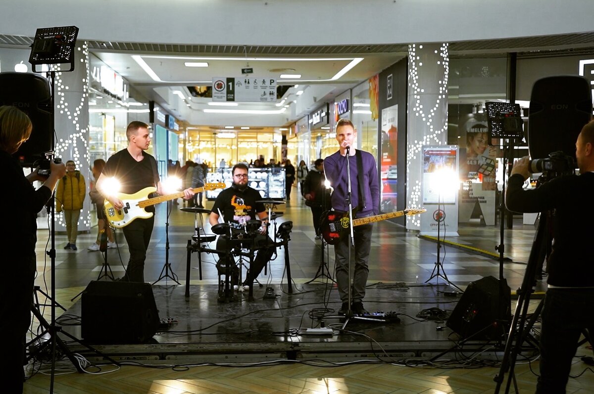 У группы "Отважный Капитан" есть песня "Большая мечта" – говорят, хит.