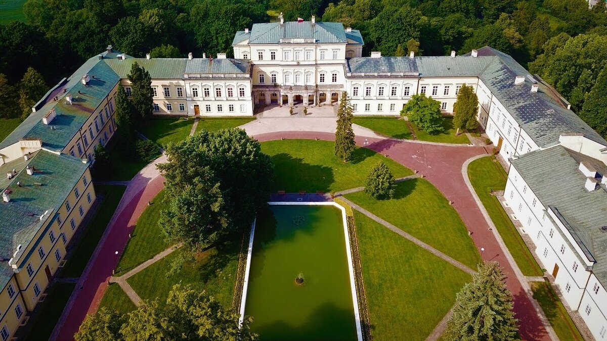 Пулавы. Фото с сайта Википедия