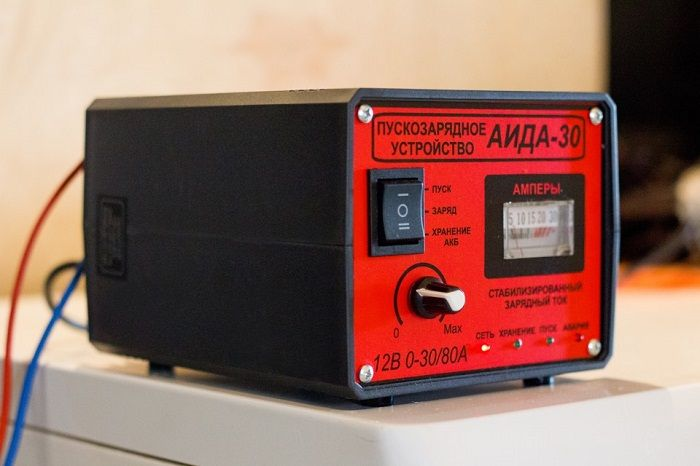 Зарядное устройство для автомобильного аккумулятора: выбор и особенности