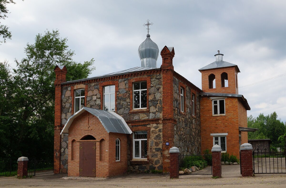Также здесь находится пометник десатный Псковской 9 роти 