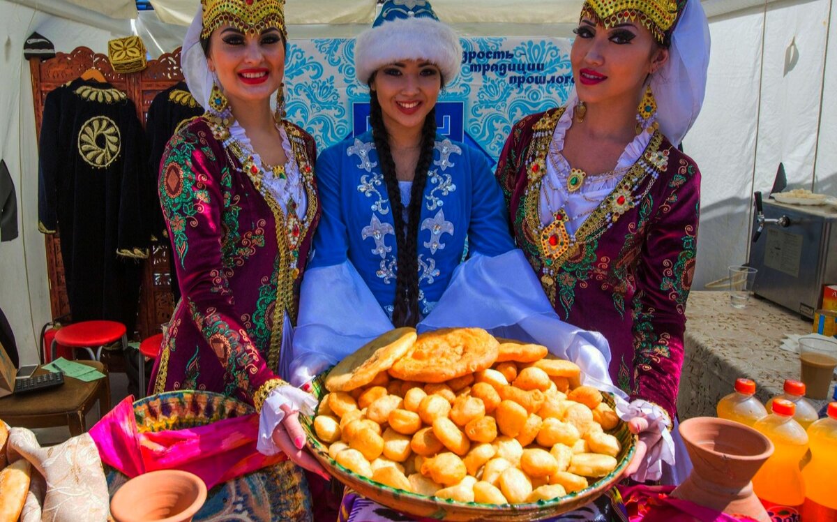 казахские традиции гостеприимства. традиции казахов для детей. казахские традиции гостеприимства. гостеприимство в казахстане. традиции гостеприимства казахов.