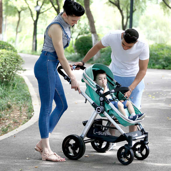 Коляска для настоящих мужчиню UhaBaby