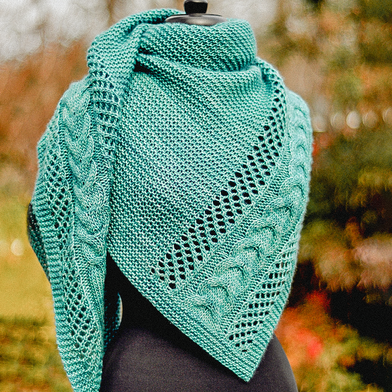 Асимметричная треугольная шаль Anisah от Ди О`Киф