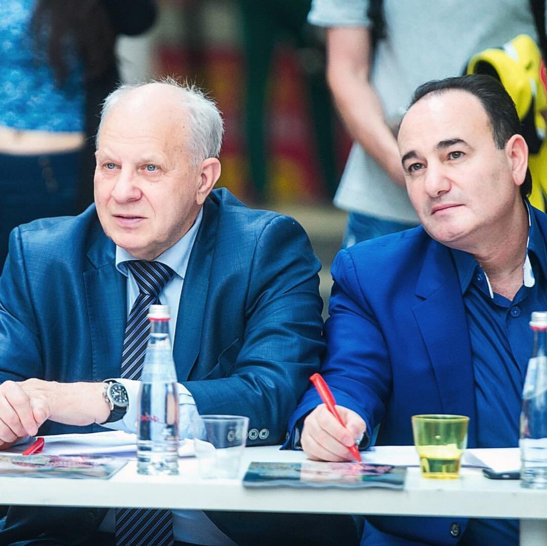 Рушель Блаво и космонавт 