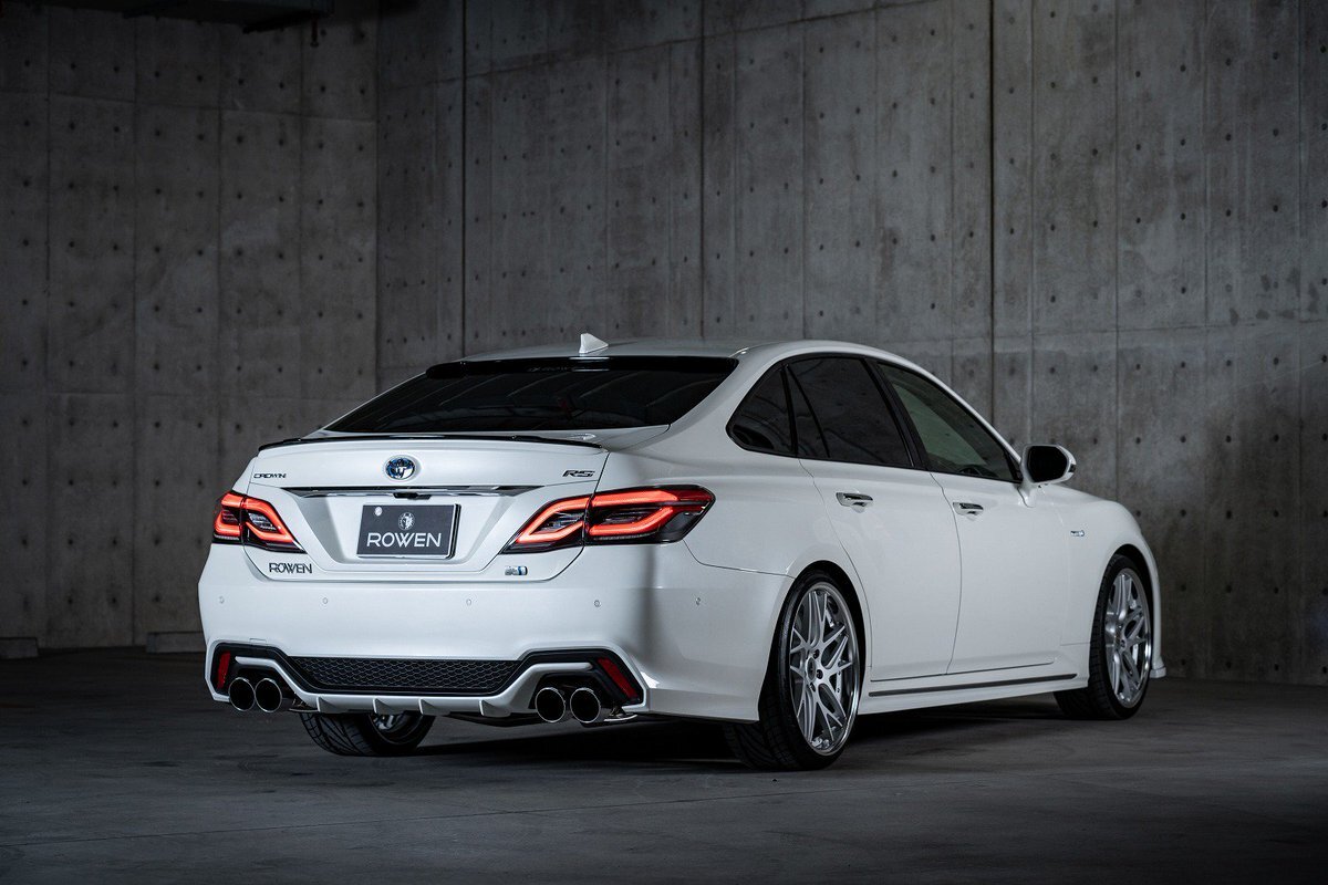 Toyota Crown Majesta 2018