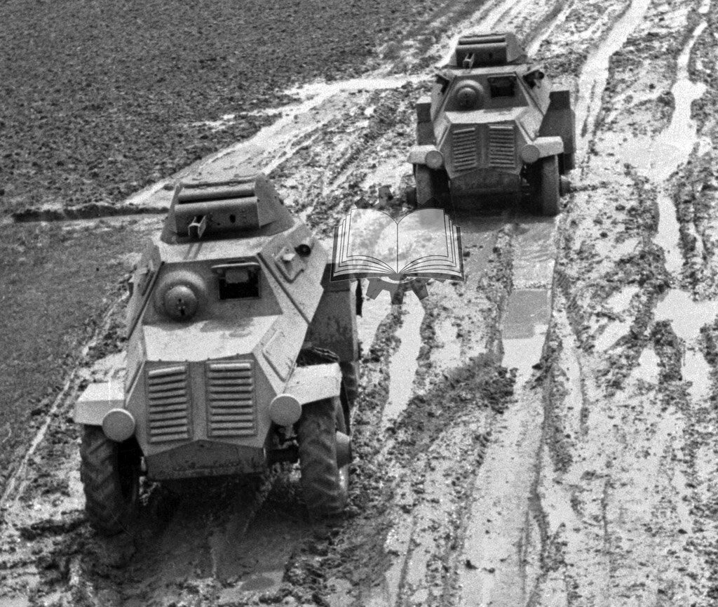 ЛБ-62 была очень удачной бронемашиной, но ситуация с производством мотором ГАЗ-11 во многом перечеркнула шансы на серийный выпуск.