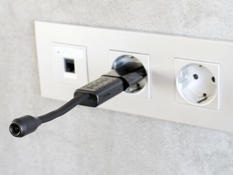 самая маленькая скрытая беспроводная камера