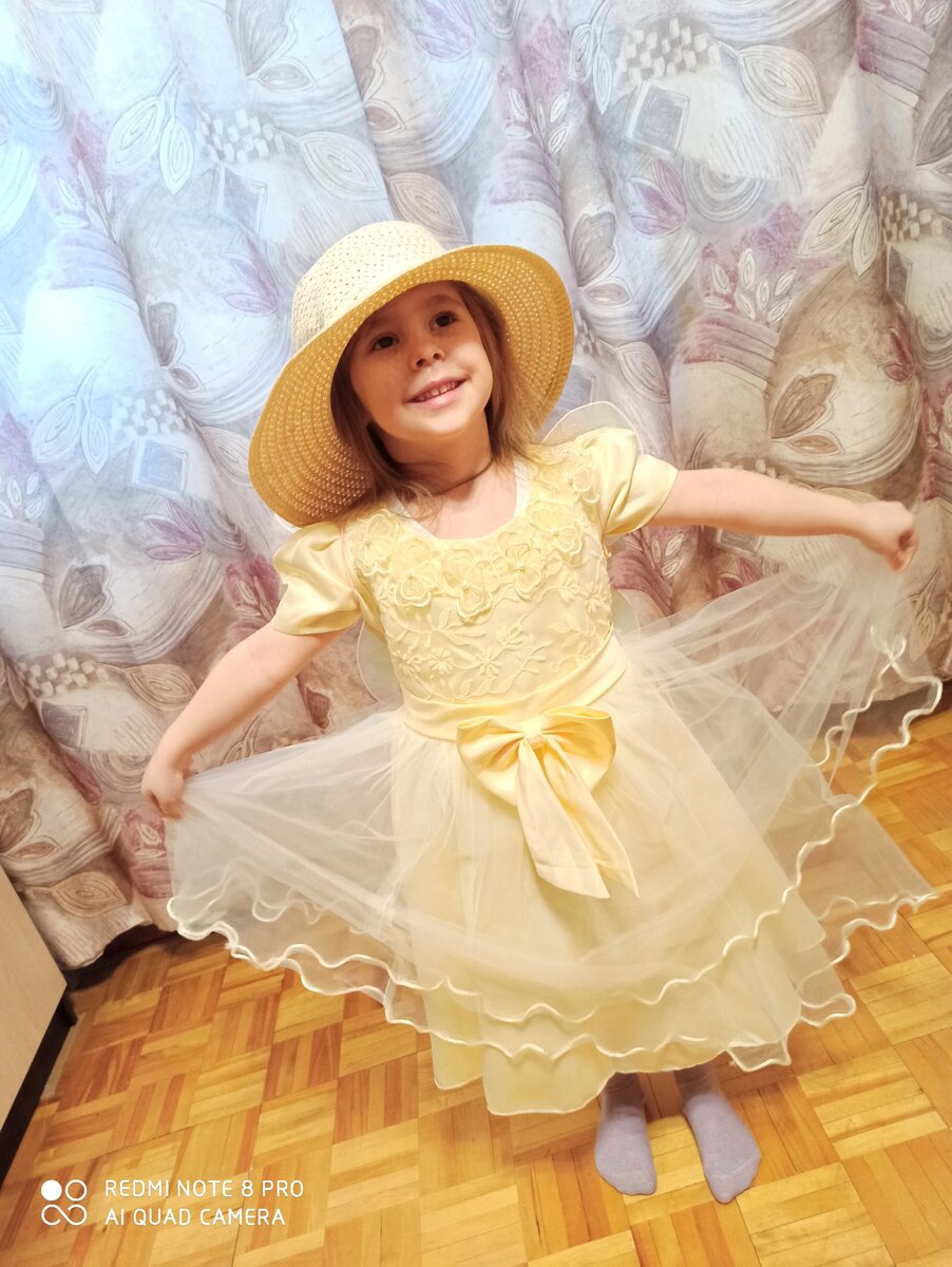 Будущая артистка!