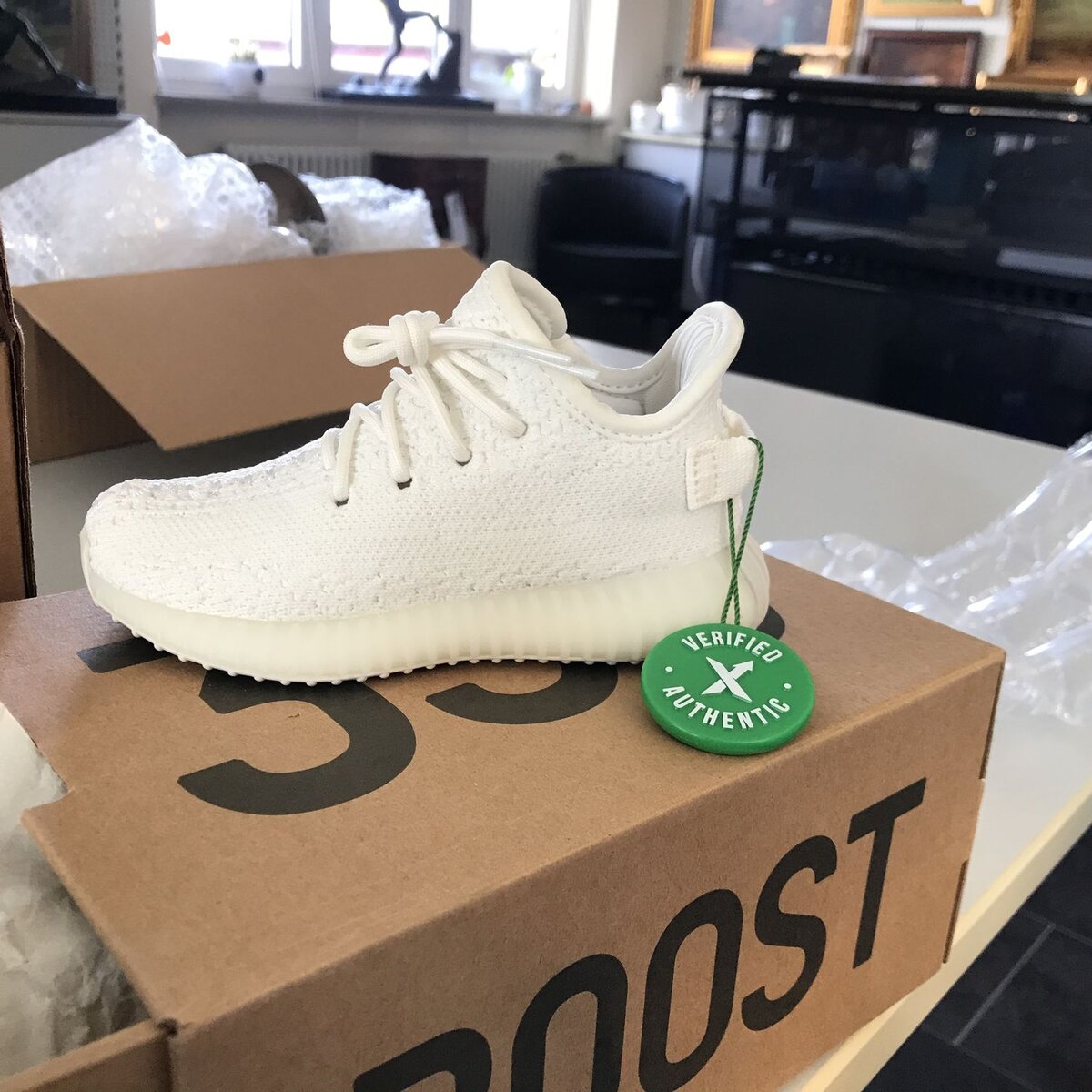 Yeezy Boost 350 v2 Triple White(ex Cream White)