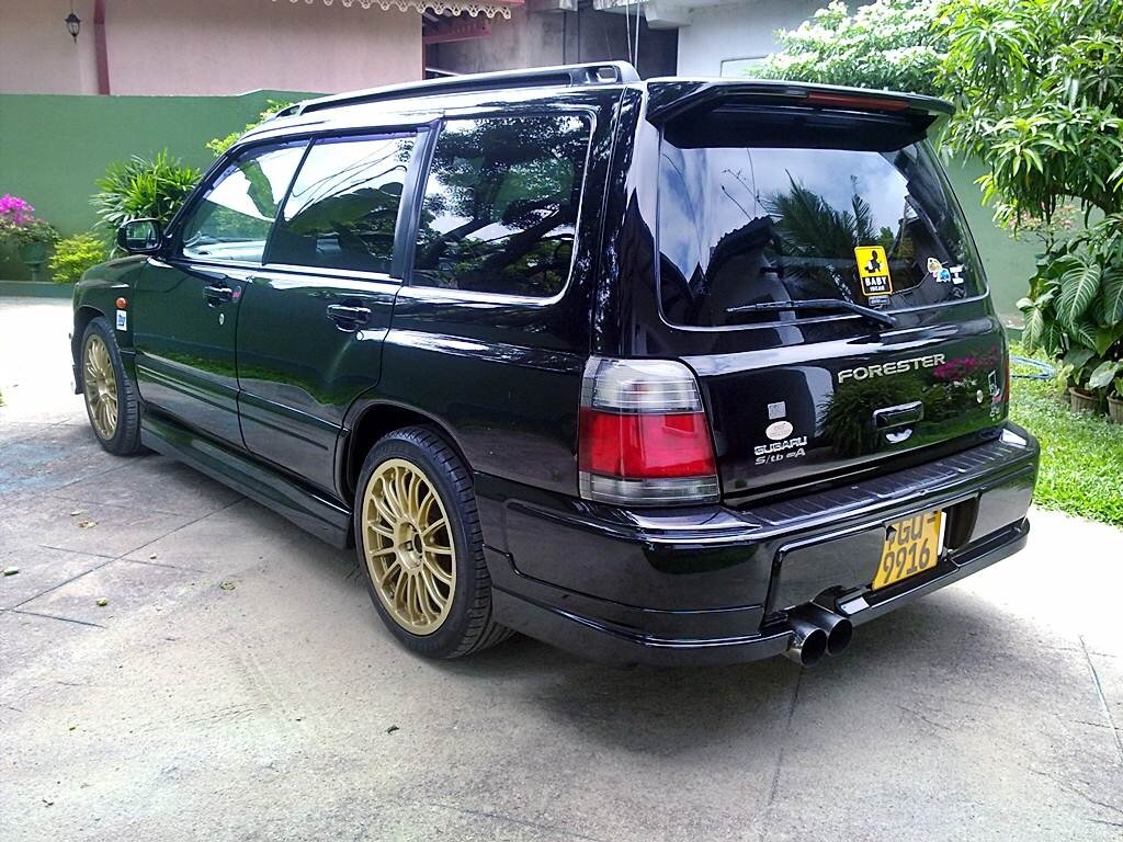 Subaru forester sf5. Subaru Forester sf5 черный. Subaru Forester sf5 1997. Чёрный Форестер сф5. Субару Форестер сф5.