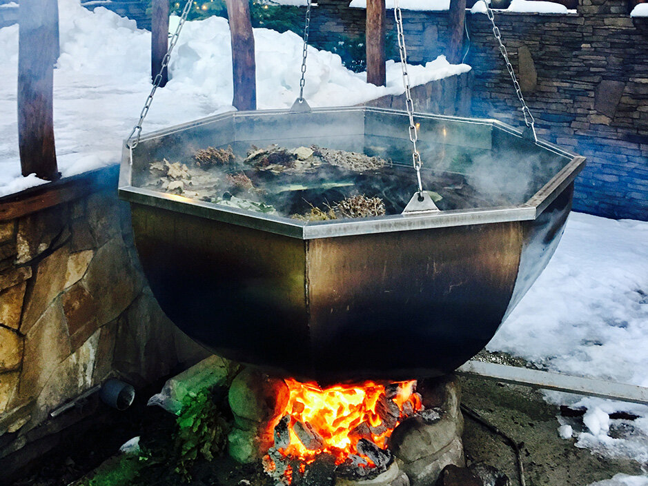 Баня Маджи в красной Поляне. Баня с Чаном Сочи красная Поляна. Сибирский Чан. Купель Сибирский Чан.