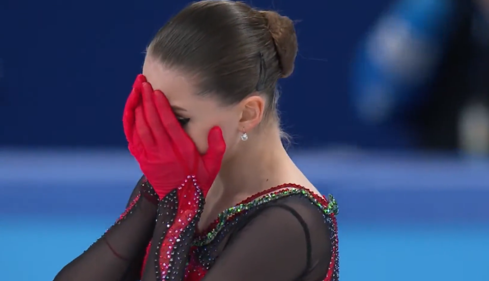 Камила Валиева после произвольной программы на зимних Олимпийских играх в Пекине. Источник фото: официальный сайт Первого канала.