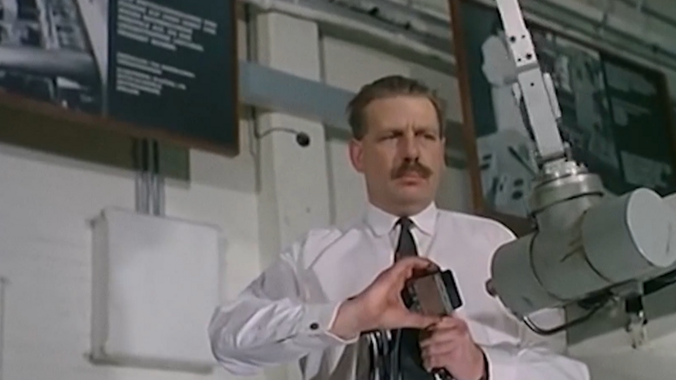     Как писателям-фантастам удалось предсказать изобретения будущего скриншот видео