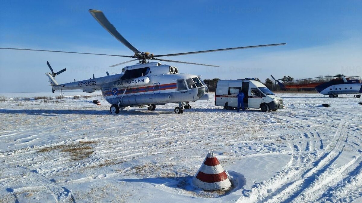     Дорожный инцидент случился утром в пятницу 16 декабря на 178-м километре трассы Хабаровск — Комсомольск-на-Амуре. 8 человек погибло, 19 пострадавших с увечьями разной степени тяжести.