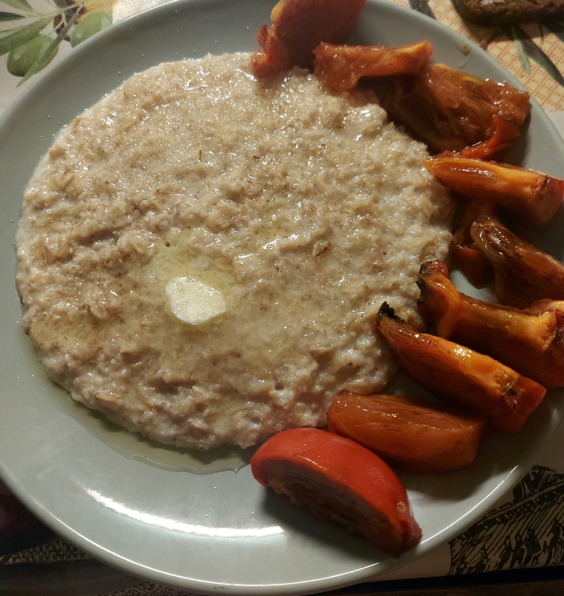 Овсянка с хурмой