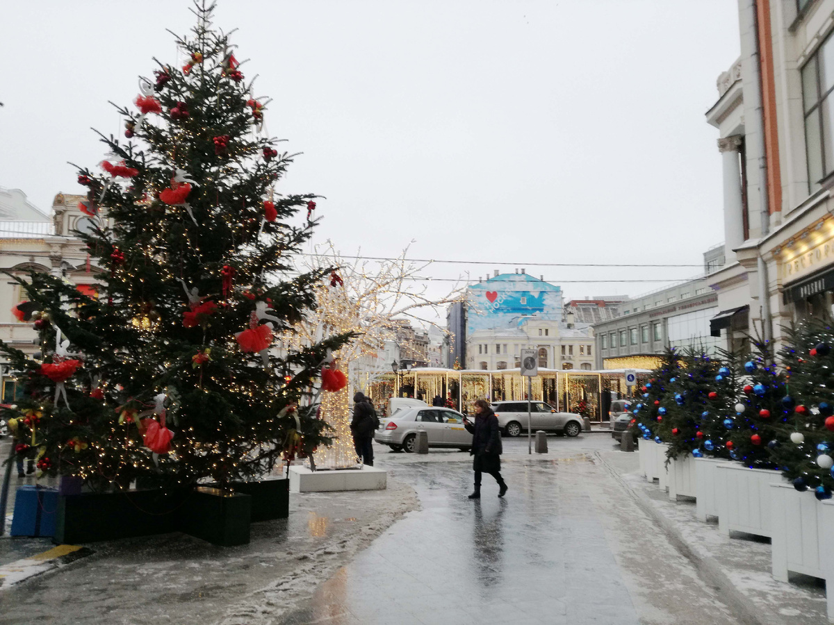 Большой город живет своей жизнью. Фото: Мир Квартир