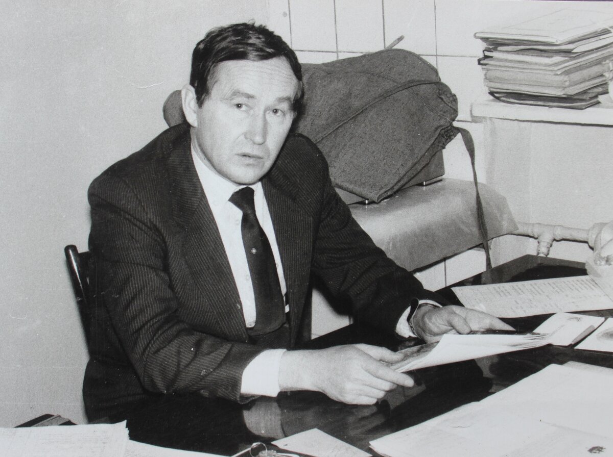 Владислав Никитич Воробьев. В 1986 г. создал в Томске Отдел кедровых лесов Института леса СО АН СССР