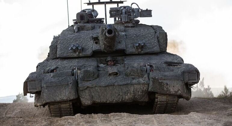 Танк Британской армии Challenger 2. Фото: Росс Тилли/МОД.