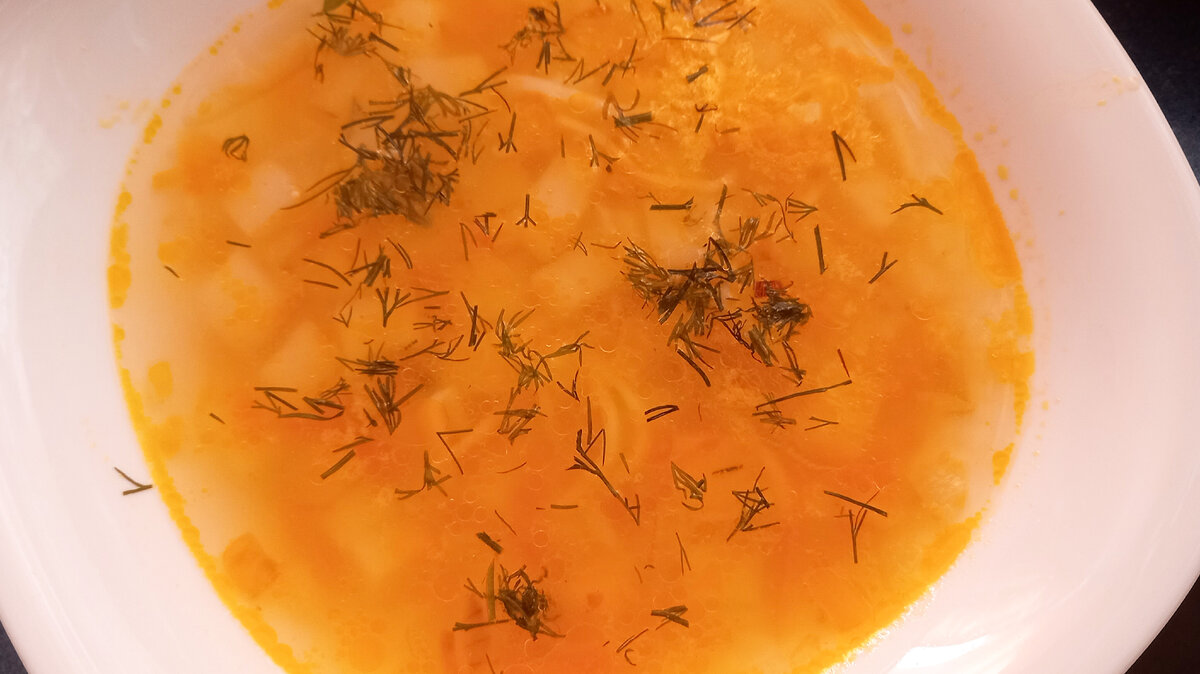 Суп-лапша на курином бульоне ‐ вкусный и простой обед