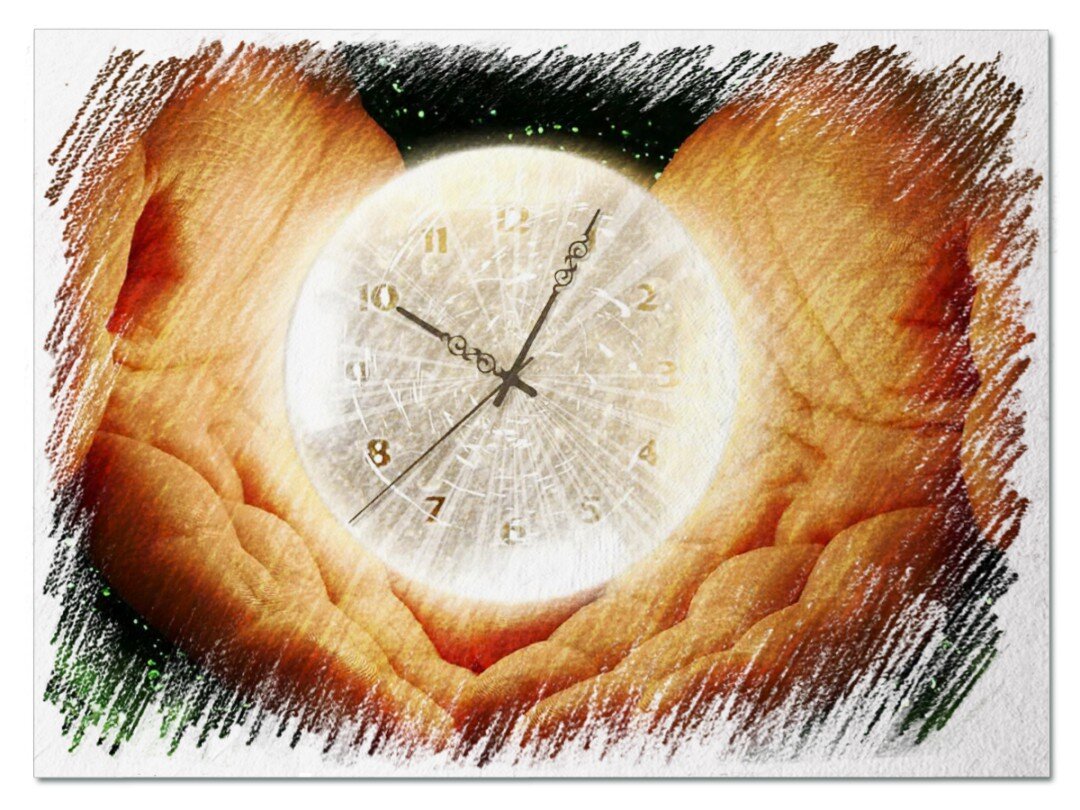 Время - самый драгоценный дар. Моя обработка фото из открытых источников